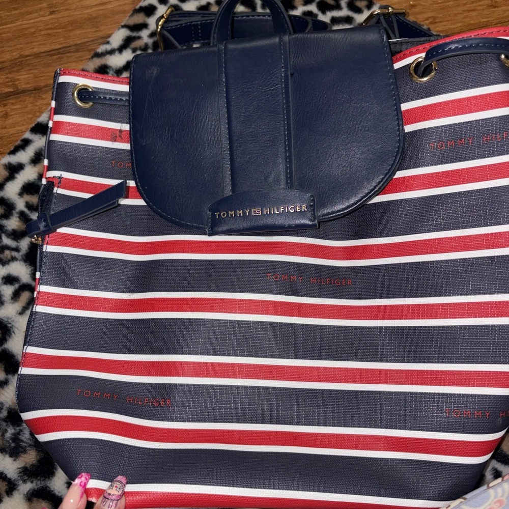 Tommy Hilfiger backpack ❤️